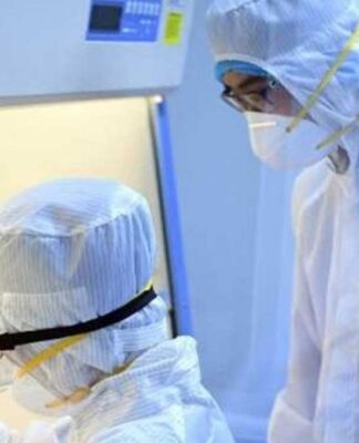 ΚΑΘΗΓΗΤΗΣ ΙΑΤΡΙΚΗΣ: «Αρκούν λίγοι ασυνείδητοι για να δημιουργήσουν εστίες έκρηξης του ιού στην Ελλάδα»
