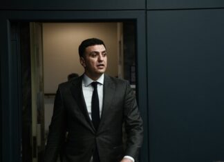 ΚΙΚΙΛΙΑΣ προς γιατρούς και νοσηλευτές: «Ήρθε η ώρα της μάχης με την επιδημία»