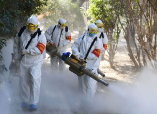 REUTERS: «Ο κορωνοϊός είναι απίθανο να εξαφανιστεί το καλοκαίρι»