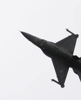 Μαχητικά F-16 πάνω από την Αθήνα: Τι συμβαίνει;