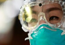 TΡΟΜΟΣ: Την είχαν σε καραντίνα λόγω κοροναΐού – Σηκώθηκε και έφυγε και την αναζητούν