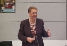 ΚΟΡΩΝΑΪΟΣ – ΘΕΙΑ ΛΕΙΤΟΥΡΓΙΑ: Η δήλωση της λοιμωξιολόγου Ελένης Γιαμαρέλλου που θα συζητηθεί