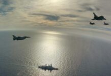 ΠΡΟΣΦΥΓΙΚΟ: Mεγάλη κινητοποίηση στο Αιγαίο: Πολεμικά πλοία, ελικόπτερα & μαχητικά σε θέσεις ”μάχης