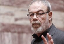 ΚΥΡΙΤΣΗΣ: «Άδεια η Αθήνα» λέει – «Κρυβόμαστε από τον Καψώχα» του απαντάνε
