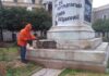 ΑΙΣΧΟΣ: Αγνωστοί βανδάλισαν τον ανδριάντα του Κολοκοτρώνη (ΦΩΤΟ)