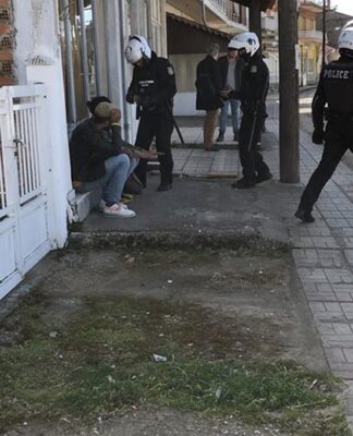 ΒΙΝΤΕΟ ΣΟΚ: Παράνομοι μετανάστες συλλαμβάνονται από την ομάδα ΔΙ.ΑΣ – Προσποιούνται τους δημοσιογράφους