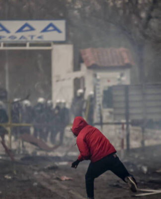 ΕΒΡΟΣ: Οι Ειδικές Δυνάμεις βρήκαν μπλούζα του τουρκικού στρατού (ΒΙΝΤΕΟ)