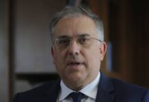 Κορoνοϊός: Έκτακτα μέτρα για δημοσίους υπαλλήλους – Τι ανακοίνωσε ο Θεοδωρικάκος