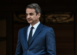 Κυβέρνηση: SMS σε πρόσφυγες στα σύνορα