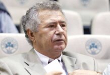 Πέθανε ο Μιχάλης Τροχανάς