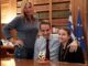 ΚΥΡΙΑΚΟΣ ΜΗΤΣΟΤΑΚΗΣ: Η ευχάριστη έκπληξη για τα γενέθλιά του από τη Μαρέβα και τη Δάφνη