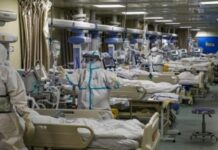 ΣΥΓΚΙΝΗΤΙΚΟ: Συγγενείς αποχαιρετούν τους μελλοθάνατους στην Ιταλία μέσω βιντεοκλήσης