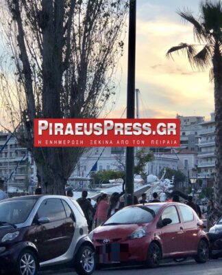 Χαμός από κόσμο στο Πασαλιμάνι – Ισχυρές αστυνομικές δυνάμεις (ΦΩΤΟ)