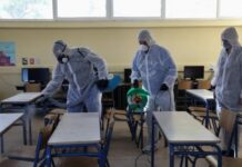 ΚΟΡΩΝΟΪΟΣ: Να μην ανοίξουν τα σχολεία υποστηρίζει λοιμωξιολόγος της επιτροπής του υποργείου Υγείας