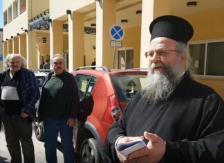 π. Χριστόφορος Γουρλής: ”Ευχαριστώ τον Θεό για την ευλογία να τιμωρηθώ με 5.000 ευρώ πρόστιμο” (ΒΙΝΤΕΟ)