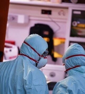 Κορωνοϊός: Προφυλακτική αγωγή θα λαμβάνουν οι υγειονομικοί