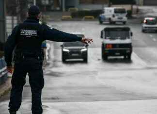 ΚΟΡΩΝΟΪΟΣ – ΜΕΤΡΑ: Στην τελική ευθεία το «Σχέδιο Β» για το Πάσχα