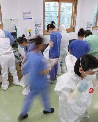 ΚΟΡΩΝΟΪΟΣ: Ροφήματα, μούσλι και .. άλλες υποτιθέμενες θεραπείες για τον ιό!