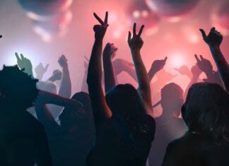 Αδιανόητο! Προετοιμάζουν (ιδιωτικά) party την Κυριακή του Πάσχα!