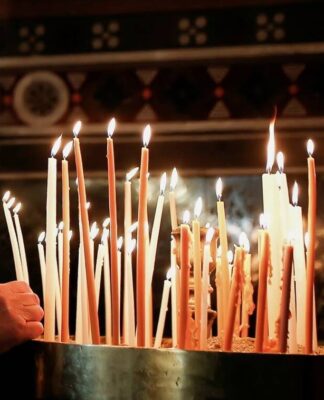 Εκκλησία από το σπίτι: Το πλήρες τηλεοπτικό πρόγραμμα των Ακολουθιών της Μεγάλης Εβδομάδας