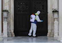 Κορονοϊός – Τσιόδρας: «Αν δεν είχαμε λάβει μέτρα, θα είχαμε 2.265 νεκρούς στην Ελλάδα»