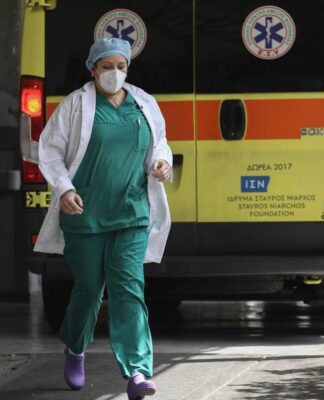 Κορονοϊός: 121 θάνατοι στην Ελλάδα – 156 νέα κρούσματα – 2.401 στο σύνολο