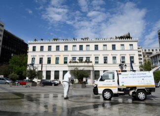 ΟΜΙΛΟΣ ΕΛΠΕ: Δωρεάν καύσιμα ΕΚΟ στον Δήμο Αθηναίων για τον στόλο απολυμάνσεων