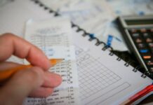 ΑΑΔΕ: Έτσι θα γίνει ο συμψηφισμός ποσοστού 25% του ΦΠΑ με άλλες οφειλές