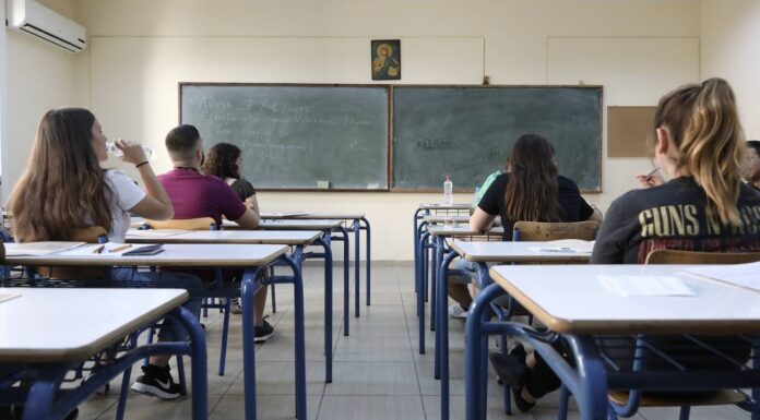 Κορονοϊός – Πανελλήνιες 2020: Έτσι θα γίνουν οι εξετάσεις – Τι πρέπει να έχουν μαζί τους οι μαθητές