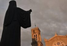Διάγγελμα Μητσοτάκη – Άρση μέτρων: Πότε ανοίγουν οι εκκλησίες