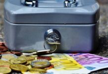 ΑΑΔΕ: Από σήμερα 25% επιστροφή φόρων και επιστρεπτέα προκαταβολή