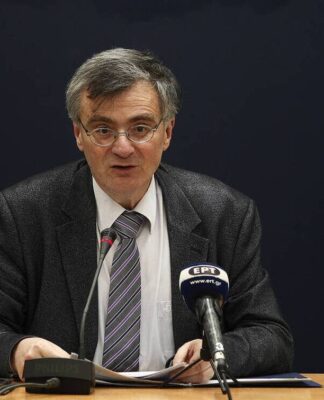 Ρωσική εφημερίδα «υμνεί» τον Τσιόδρα: «Πώς ένας άνθρωπος έσωσε την Ελλάδα από τον κορονοϊό»