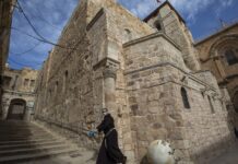 ΠΑΣΧΑ: Πρωτόγνωρες εικόνες από την άδεια Ιερουσαλήμ