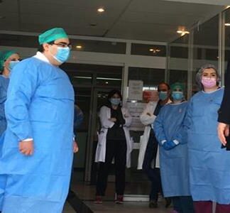 Ο Βασίλης Κικίλιας στα Νοσοκομεία Τρίπολης και Κορίνθου (ΦΩΤΟ)
