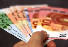 Μπαράζ πληρωμών -Μπαίνουν τα χρήματα για δώρα, επιδόματα και συντάξεις