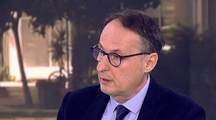 Νίκος Σύψας: «Θα πάμε διακοπές φέτος;» Τι απαντά ο καθηγητής λοιμωξιολογίας