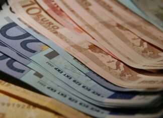 Επιδόματα 534 και 800 ευρώ: Όλες οι νέες ημερομηνίες πληρωμής – Πώς θα γίνουν οι δηλώσεις