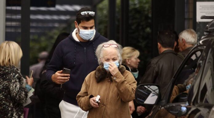Άρση περιοριστικών μέτρων – Σύψας: Όλα είναι επικίνδυνα, από τα σχολεία μέχρι τις εκκλησίες