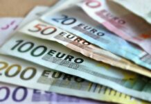 Συντάξεις: Πότε θα δουν τις αυξήσεις χιλιάδες συνταξιούχοι – Τι θα γίνει με τα αναδρομικά