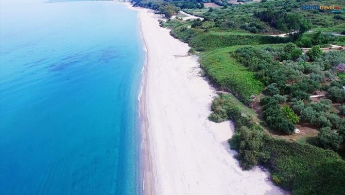 25 Km όνειρο: Η μεγαλύτερη και ασφαλέστερη παραλία της Ευρώπης είναι ελληνική (Pics)