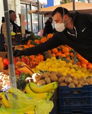 Κορωνοϊός: Έτσι θα λειτουργούν οι λαϊκές αγορές ως το τέλος Μαΐου