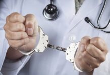 Συγκλονιστικές μαρτυρίες για τη δράση του γιατρού – «μαϊμού»: Πώς εξαπατούσε τα θύματά του