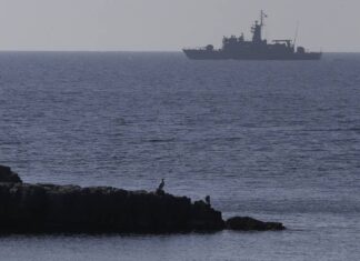 Ελληνοτουρκική κόντρα ανοιχτά της Λιβύης: Θρίλερ με πλοίο που μεταφέρει όπλα