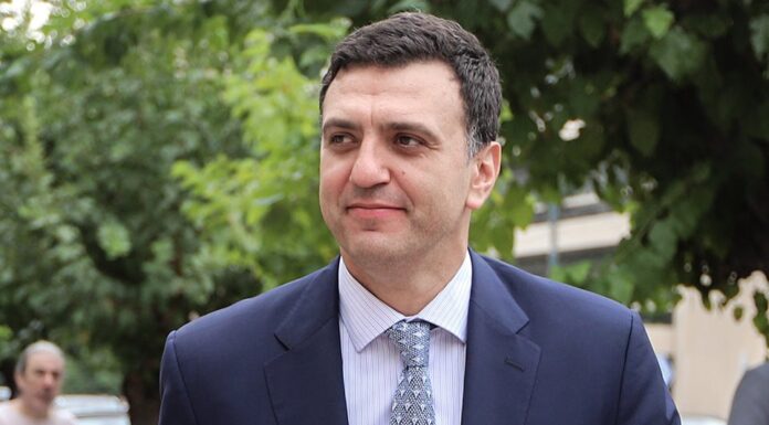 ΝΕΑ ΔΗΜΟΣΚΟΠΗΣΗ: Προηγείται σε δημοτικότητα ο Βασίλης Κικίλιας – Ποιοι είναι οι δημοφιλείς υπουργοί
