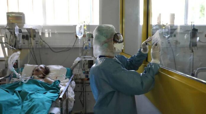 Κορωνοϊός στην Ελλάδα: «Άγγιξαν» τα 500 τα νέα κρούσματα τον Ιούνιο