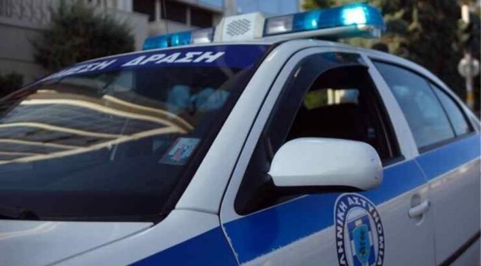 ΦΘΙΩΤΙΔΑ: Προσπάθησε να σκοτώσει τον πατριό του με αυτοκίνητο!