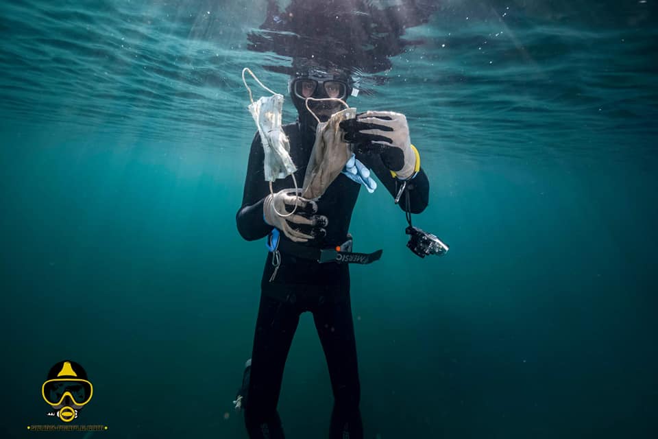 Οι θάλασσες γέμισαν με μάσκες και γάντια μιας χρήσης του κορονοϊού - Εικόνα 4