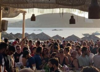 Καθηγητής μικροβιολογίας: «Ένας ασυμπτωματικός σε κλαμπ μπορεί να κολλήσει 400 άτομα»