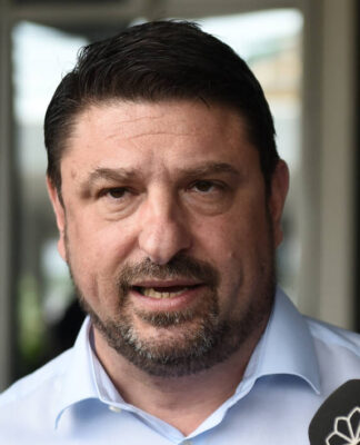 ΧΑΡΔΑΛΙΑΣ: «Όποιος νομίζει ότι έχουμε απαλλαγεί από τον κορωνοϊό κάνει λάθος»