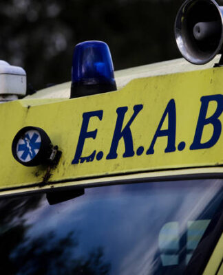ΕΚΤΑΚΤΗ ΕΙΔΗΣΗ: Εργατικό ατύχημα στο Παλαιό Φάληρο – Δύο τραυματίες